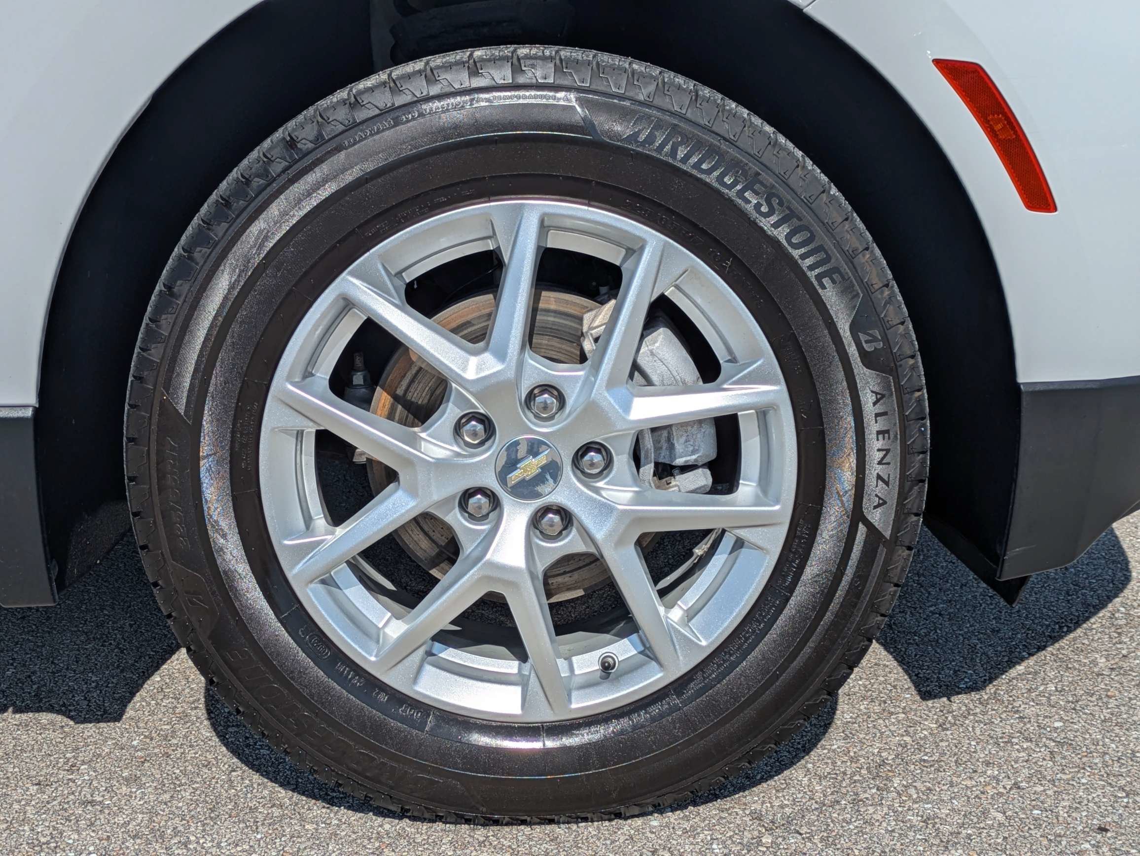 Used 2022 Summit White Chevrolet LT image 12