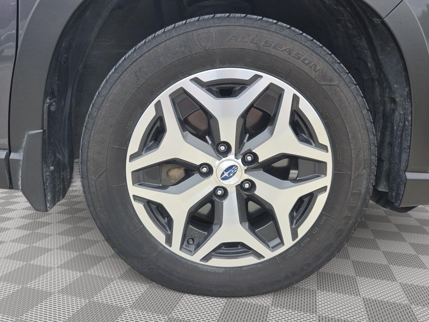 Used 2023 Magnetite Gray Metallic Subaru Premium image 7