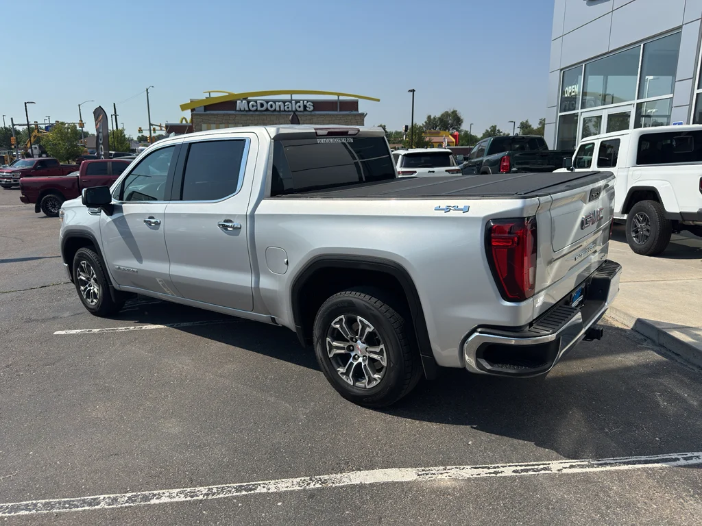 Used 2021 Quicksilver Metallic GMC SLT image 7