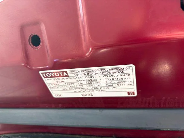 Certified Used 2018 Red Metallic Toyota XLE V6 image 39