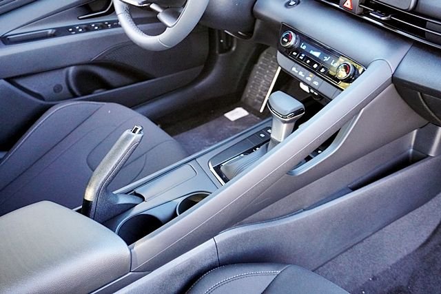 New 2026 Black Hyundai SEL Sport image 12
