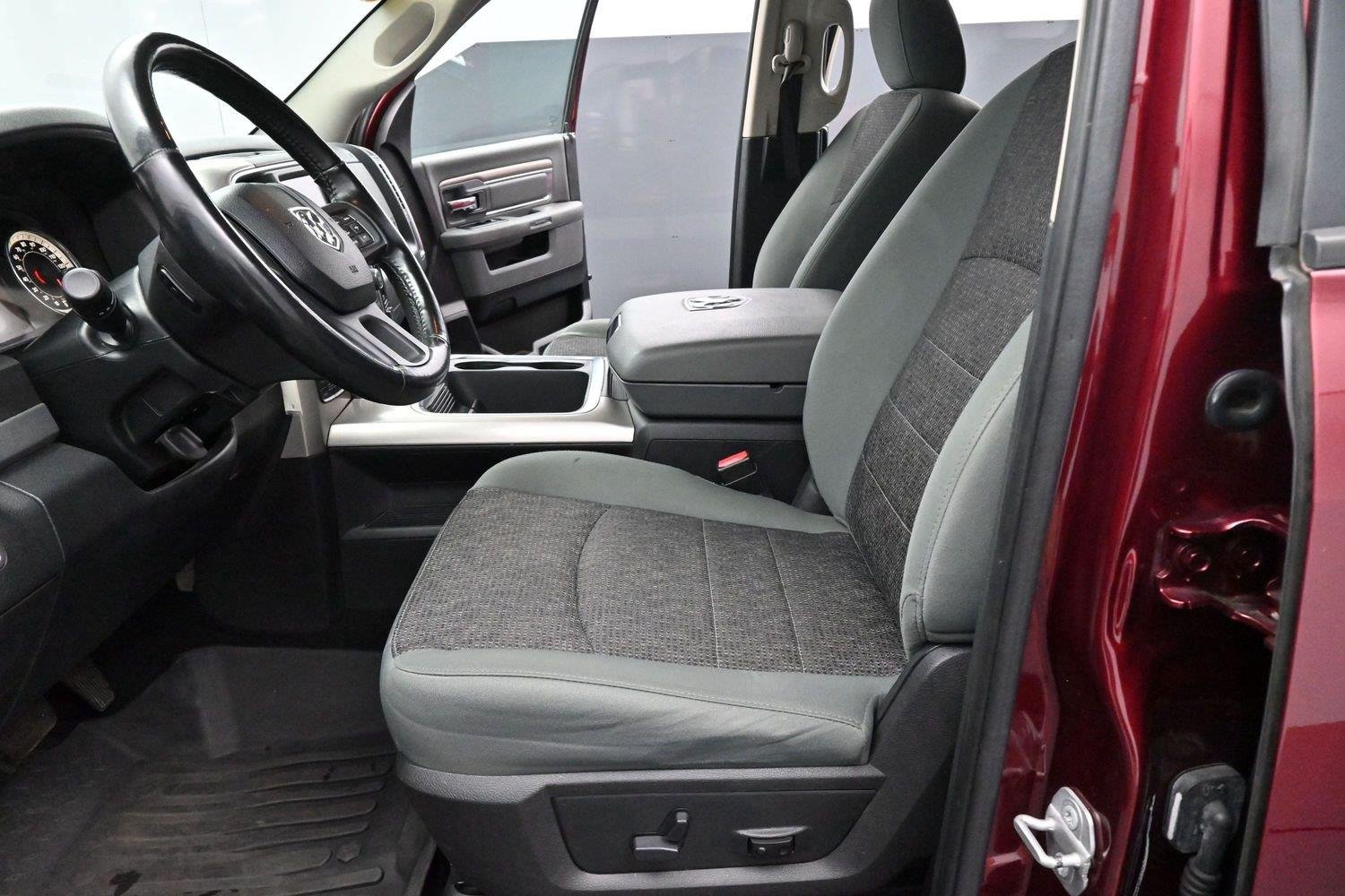Used 2017 Delmonico Red Pearlcoat Ram Big Horn image 12