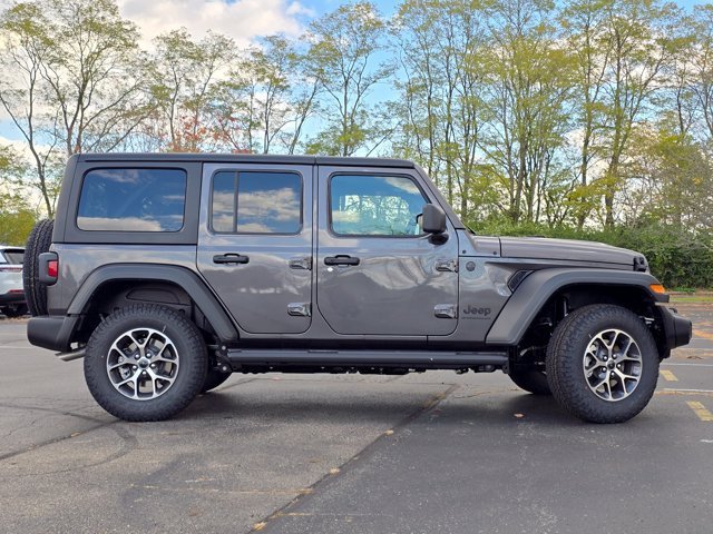New 2026 Granite Crystal Metallic Clear-Coat Exterior Paint Jeep Sport S image 29