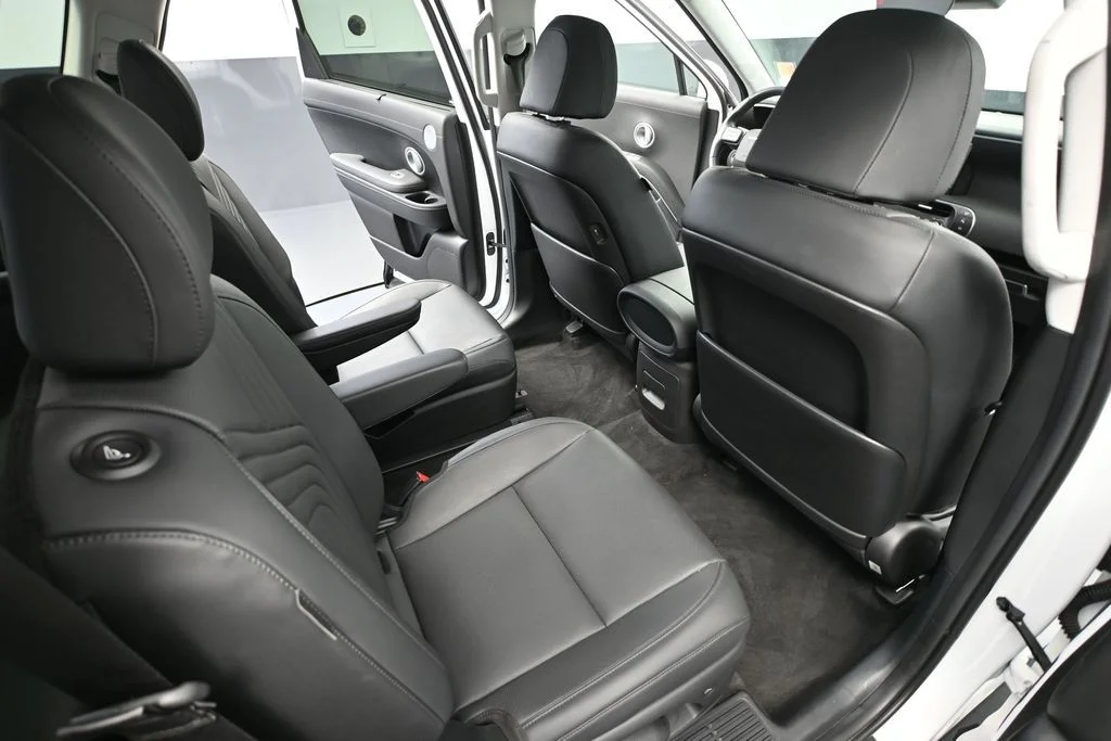Used 2026 White Hyundai SEL Lite Roof Damage image 38