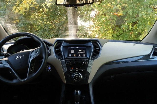 2017 Hyundai Santa Fe Sport Base photo 4