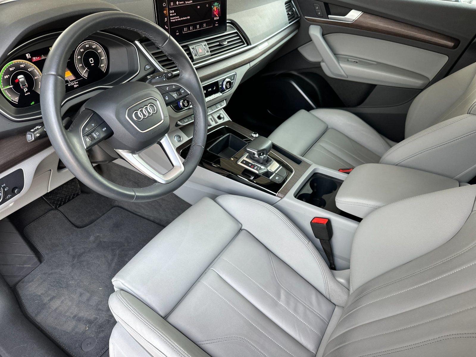 Used 2023 Silver Audi 55 Premium image 9