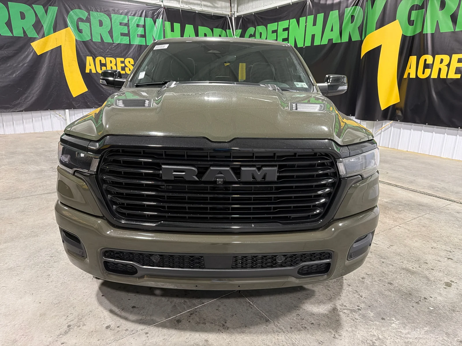 New 2027 Tank Exterior Paint RAM Laramie image 15