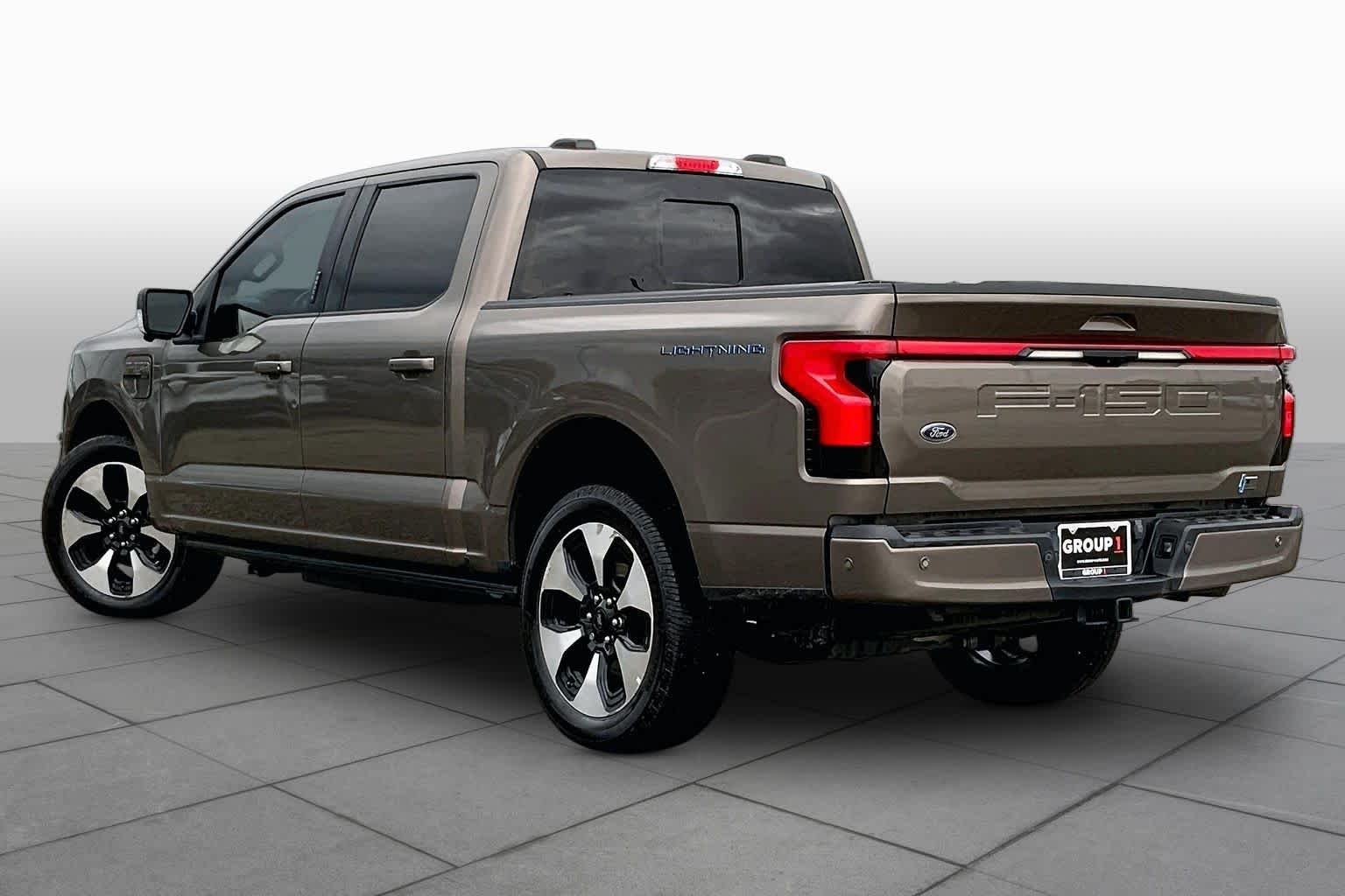 Used 2023 Stone Gray Ford Platinum image 11