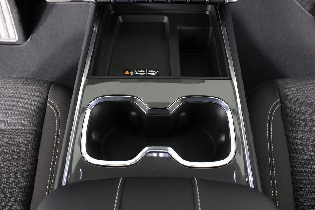 2026 GMC Acadia Elevation - Photo 28