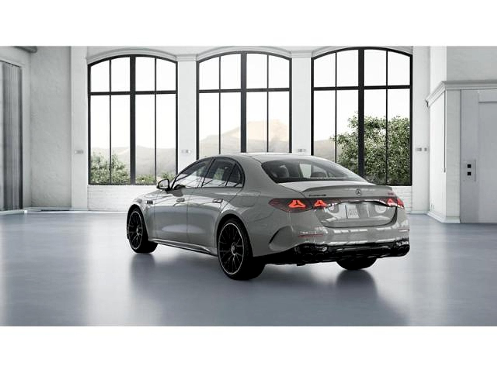 New 2027 MANUFAKTUR Alpine Grey Mercedes-Benz AMG® E 53 Hybrid image 27
