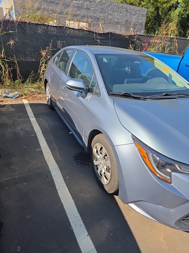 Used 2023 Celestite Toyota LE image 3