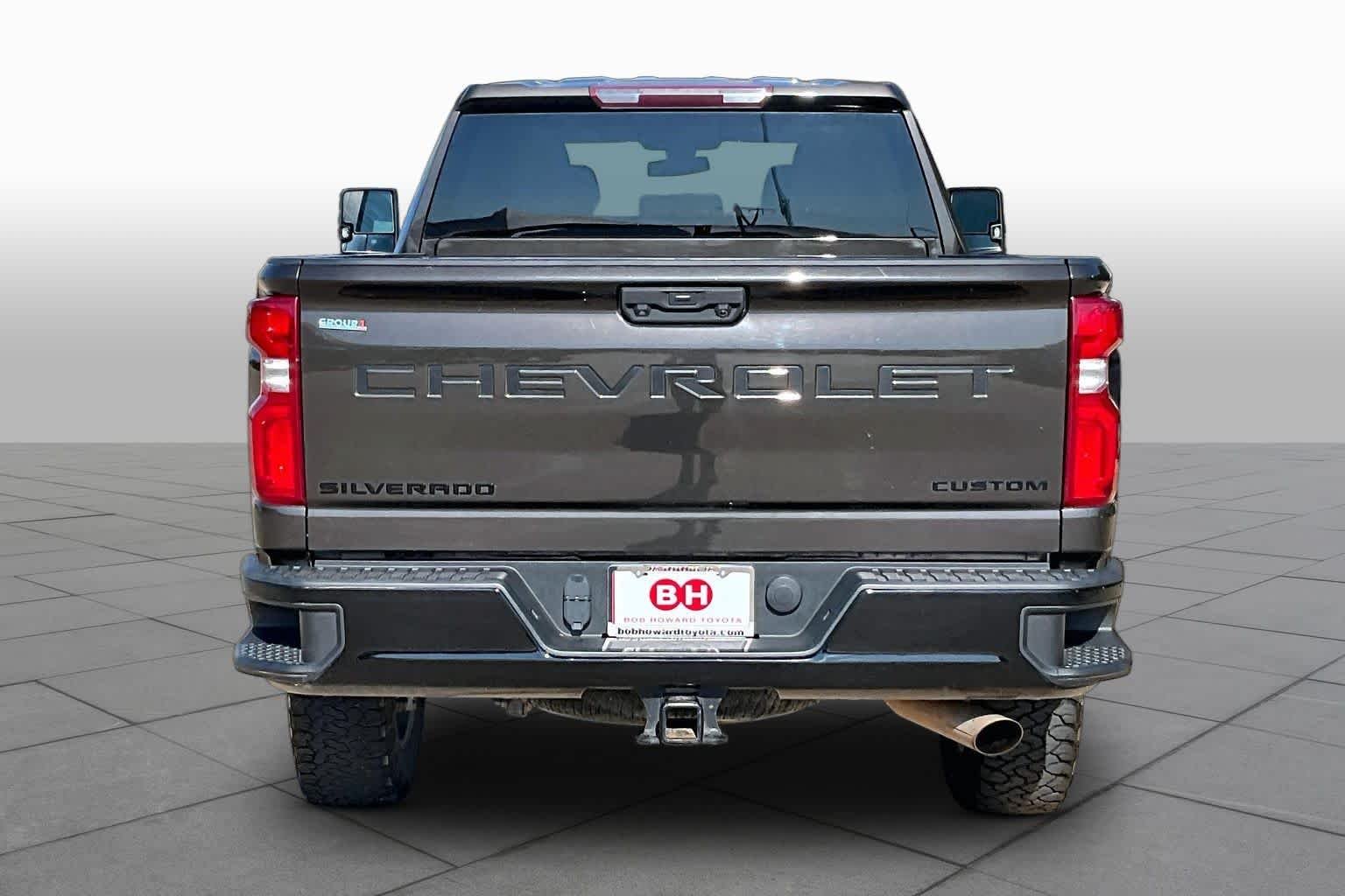 Used 2021 Oxford Brown Metallic Chevrolet Custom image 5