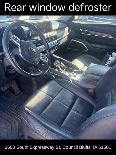 Used 2020 White Kia EX image 15