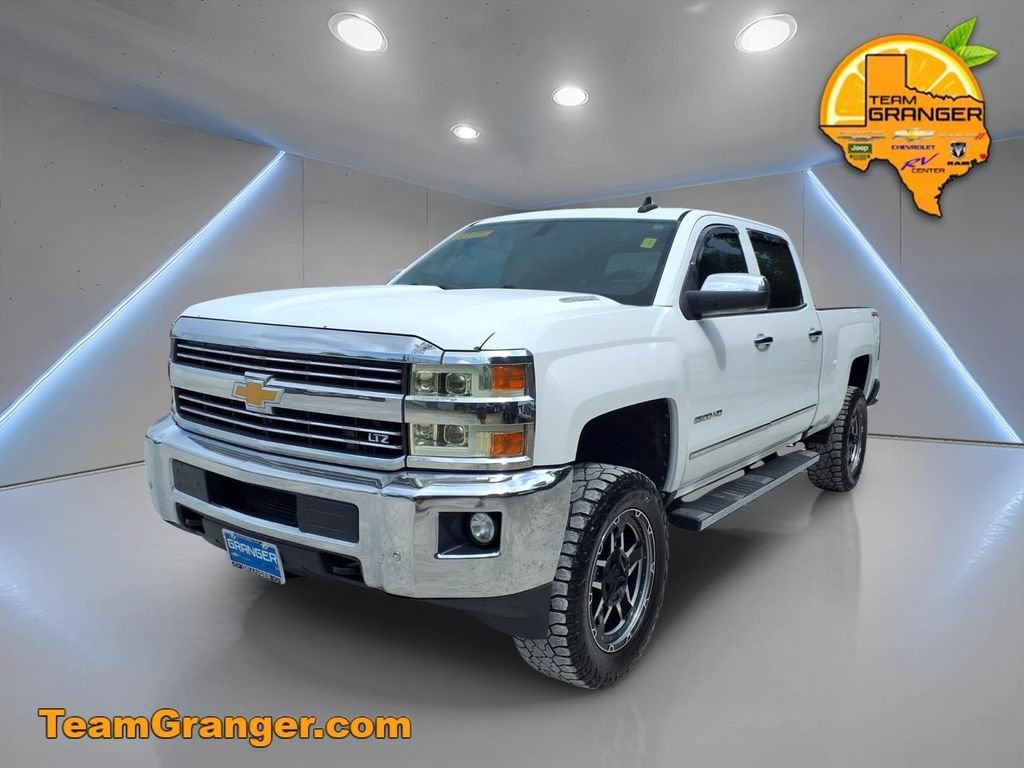 Used 2016 SUMMIT WHITE Chevrolet LTZ image 3