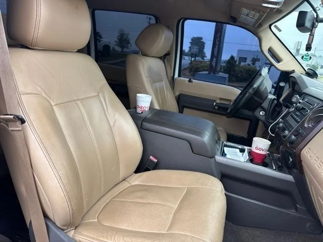 Used 2012 White Ford Lariat image 15