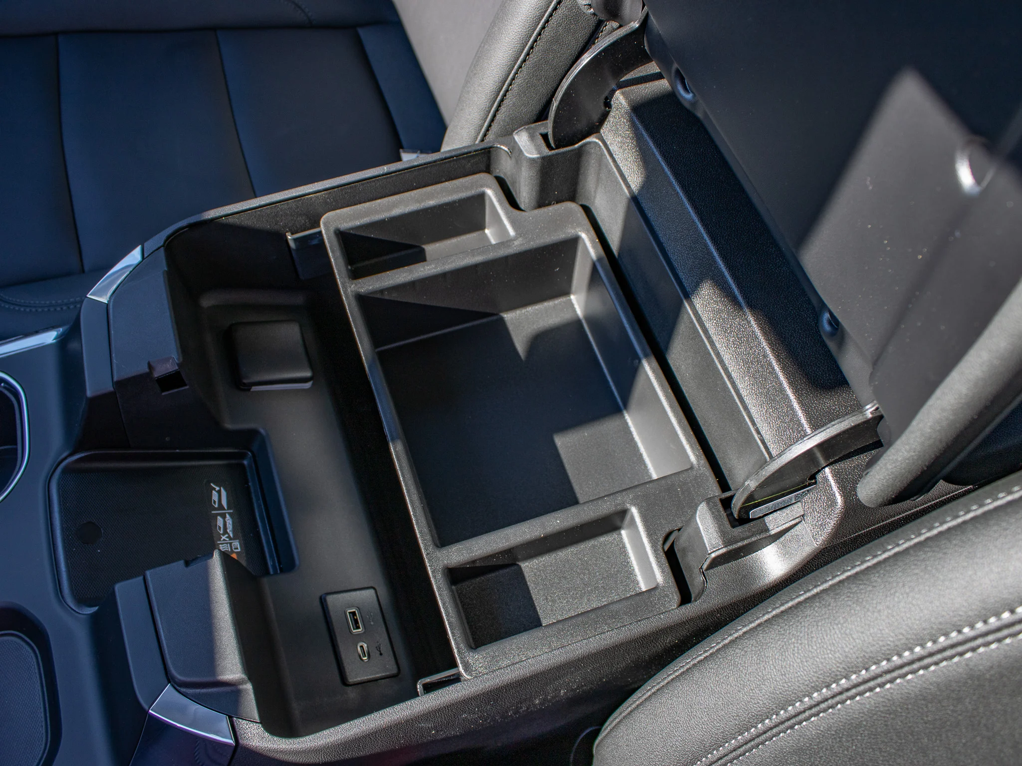 New 2026 STERLING GRAY METALLIC Chevrolet LT Trail Boss image 28