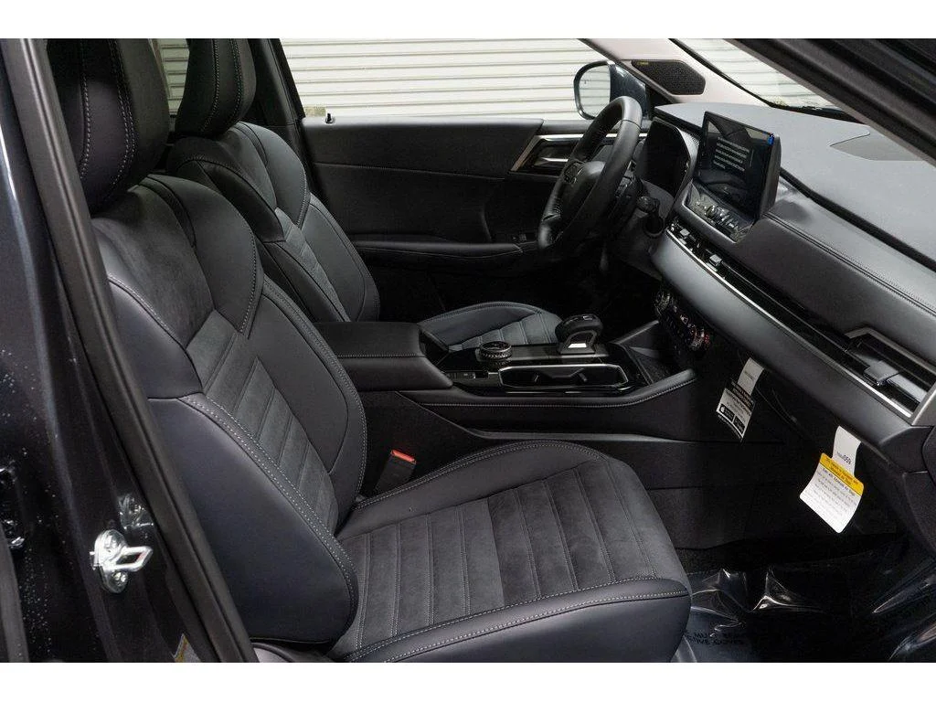 2026 Mitsubishi Outlander SE - Photo 19