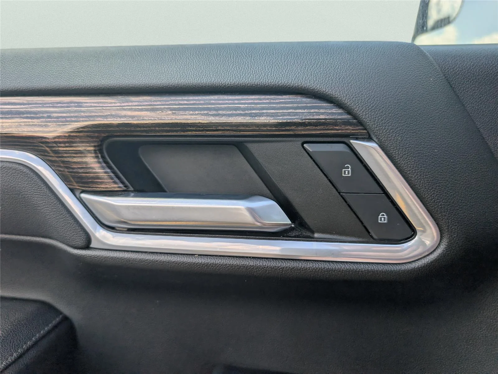 Used 2023 Desert Sand Metallic GMC Elevation image 20