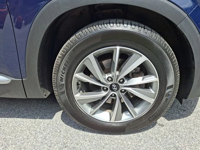 Used 2019 Blue Hyundai Ultimate image 10