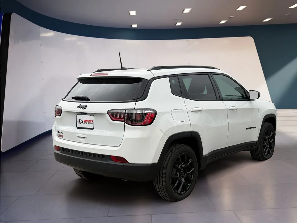 New 2026 White Jeep Latitude image 5
