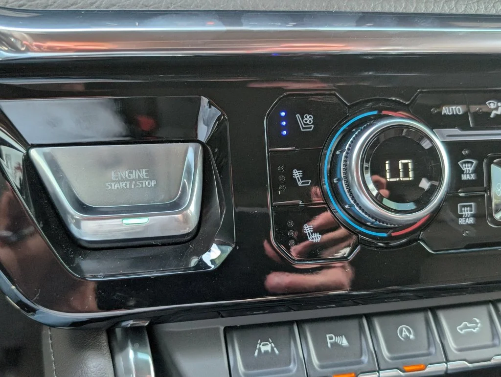 Used 2026 Blue GMC Denali image 32