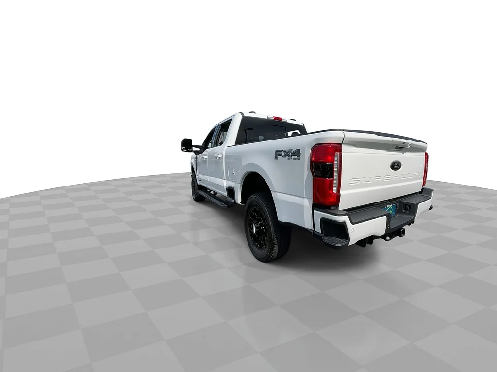 Used 2024 WHITE Ford Lariat image 8
