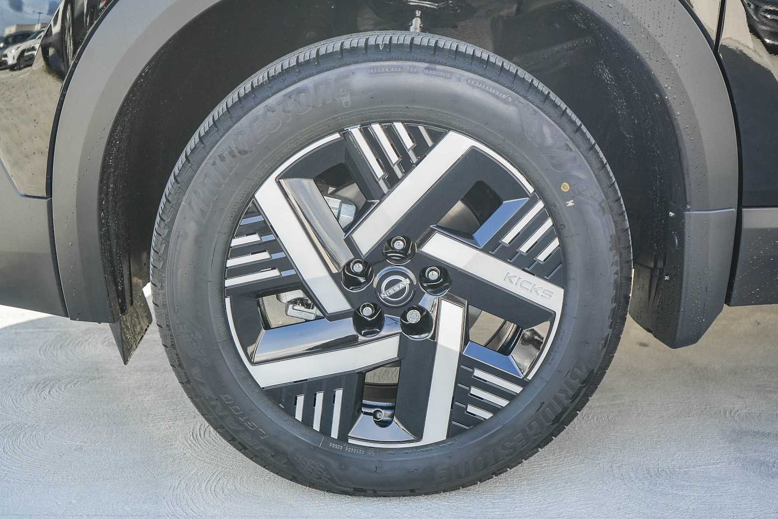 New 2027 Super Black Nissan SV image 10