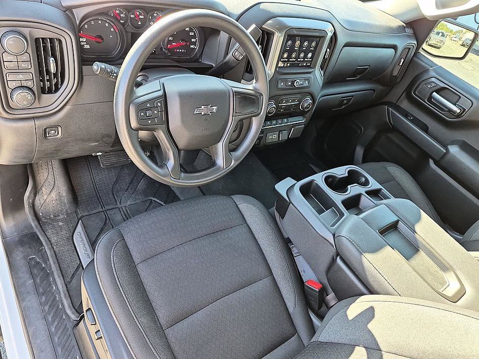 2026 Chevrolet Silverado 1500 Custom - Photo 15