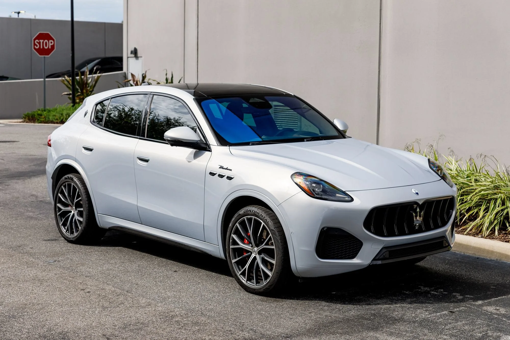 Used 2023 Bianco Astro Metallic Maserati Modena image 7