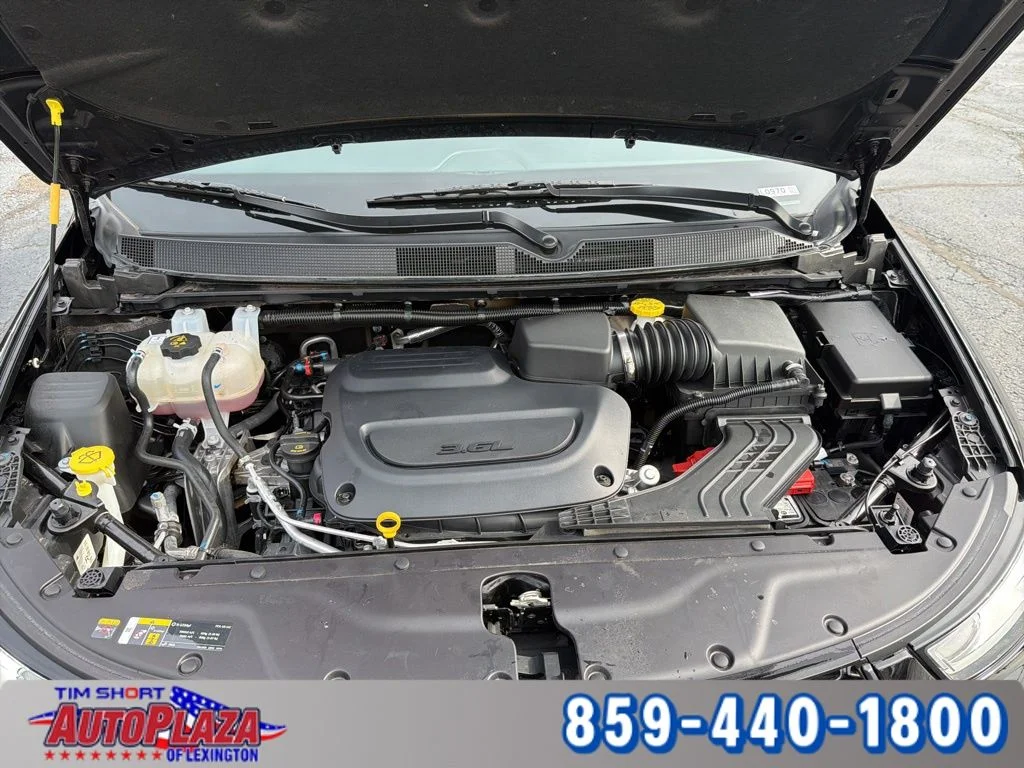 Used 2025 Black Chrysler Limited image 45