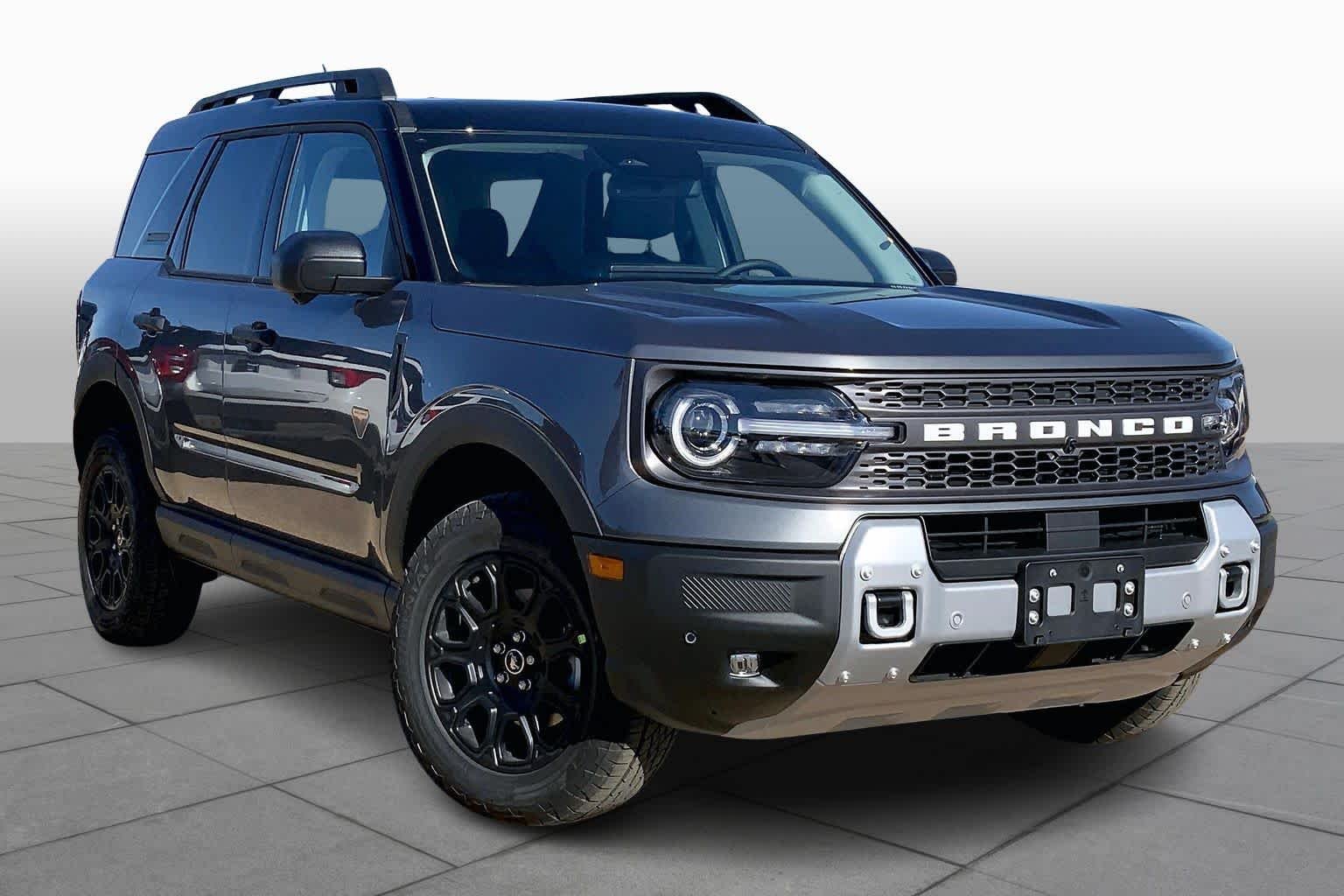 New 2025 Carbonized Gray Metallic Ford Badlands image 2
