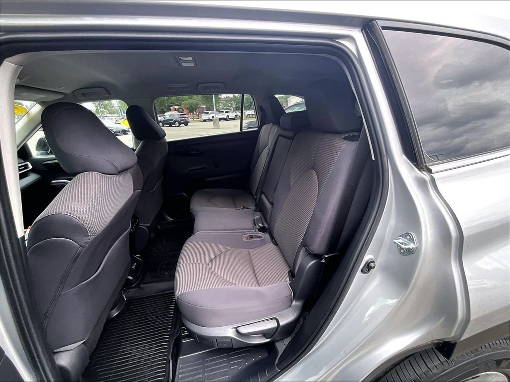 Used 2023 Silver Toyota LE image 15