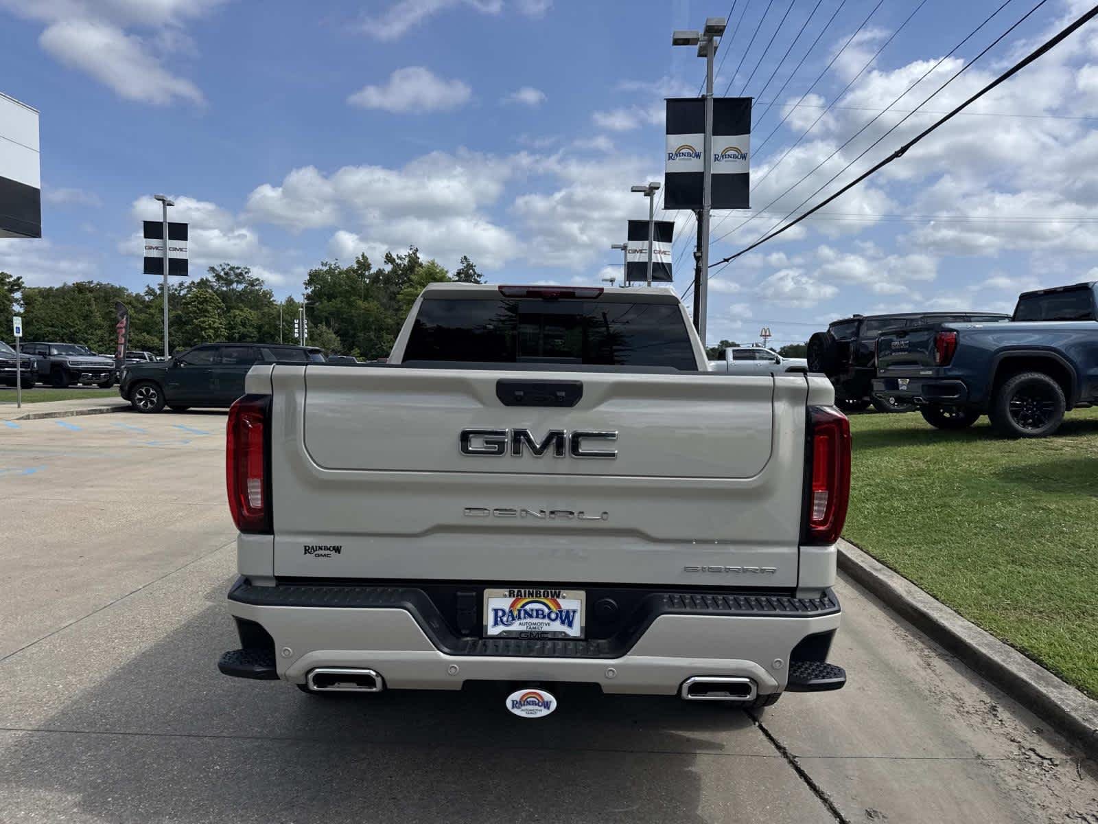 2026 GMC Sierra 1500 Denali Ultimate - Photo 6