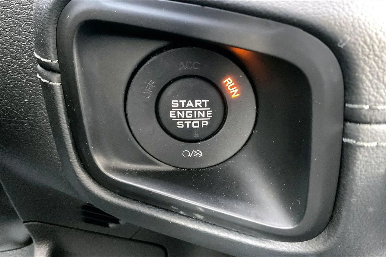 Certified Used 2024 Gray Jeep Sahara 4xe image 27