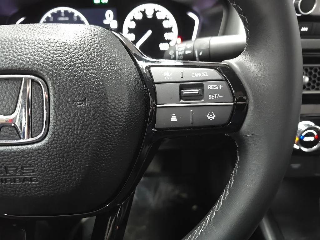 Used 2024  Honda EX image 22