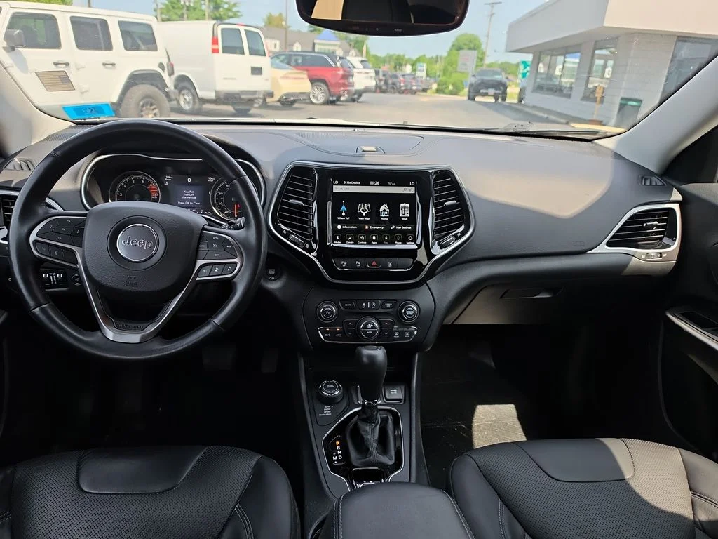 Used 2020 Gray Jeep Limited image 14