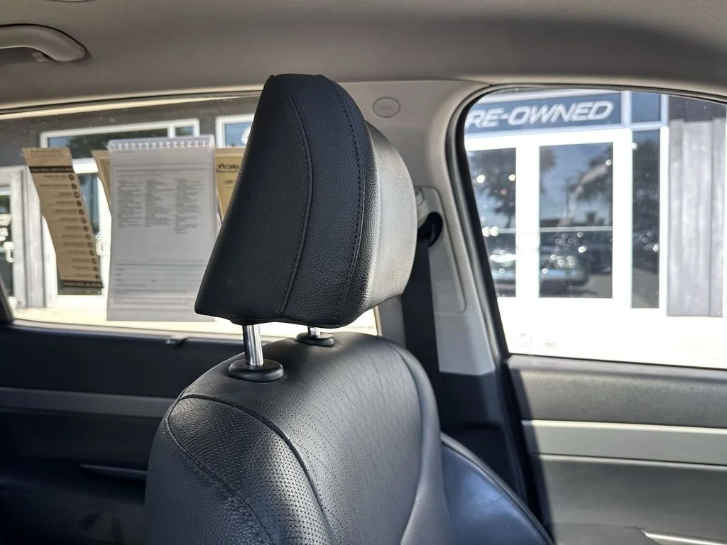 Used 2020 Silver Hyundai SEL image 20