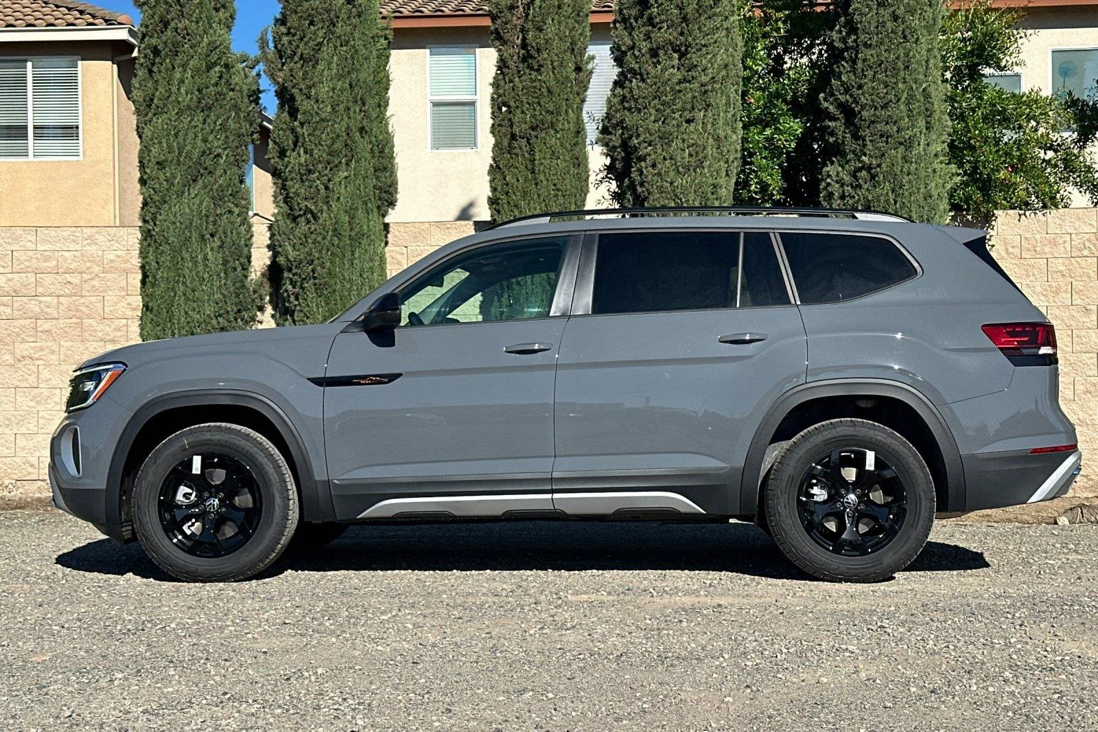 New 2026 Pure Gray Volkswagen 2.0T Peak Edition image 7