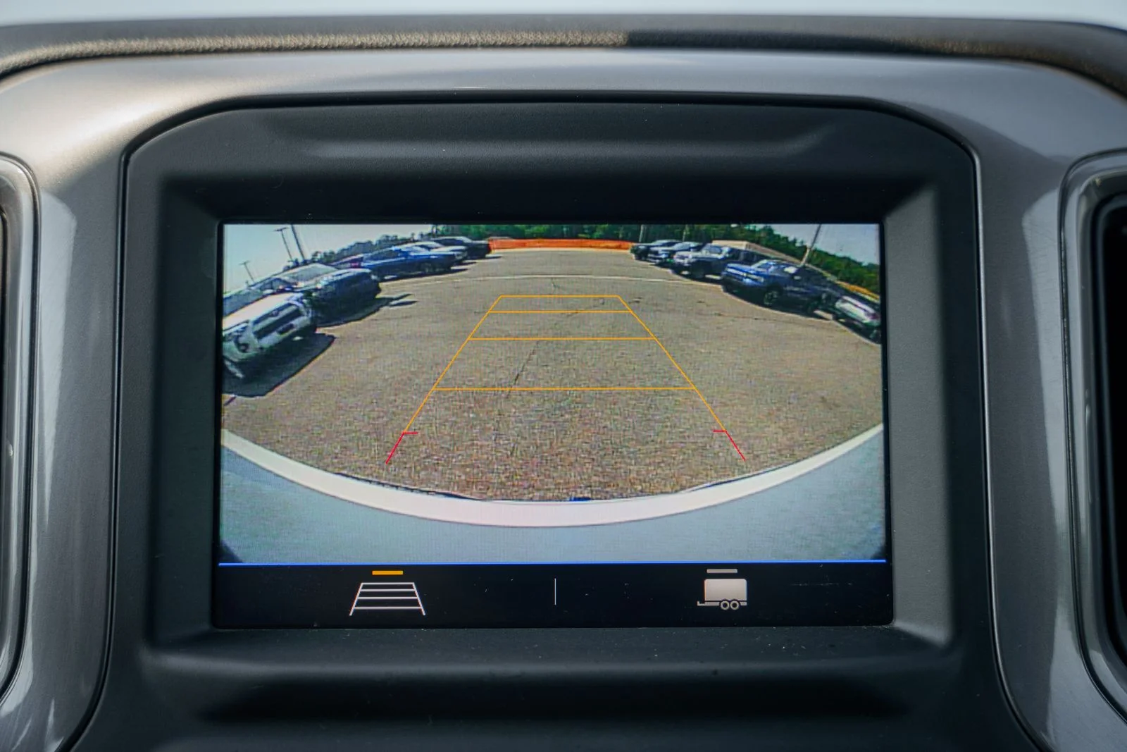 Used 2022  Chevrolet Custom image 32
