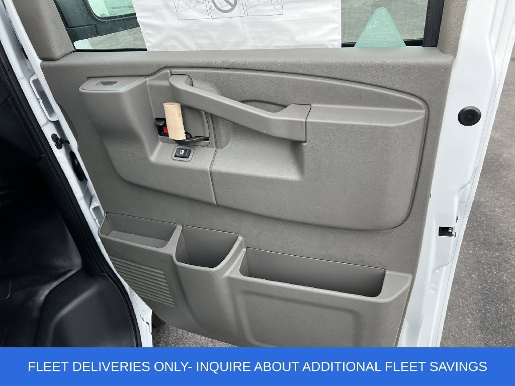 2025 Chevrolet Express Cargo Work Van - Photo 11