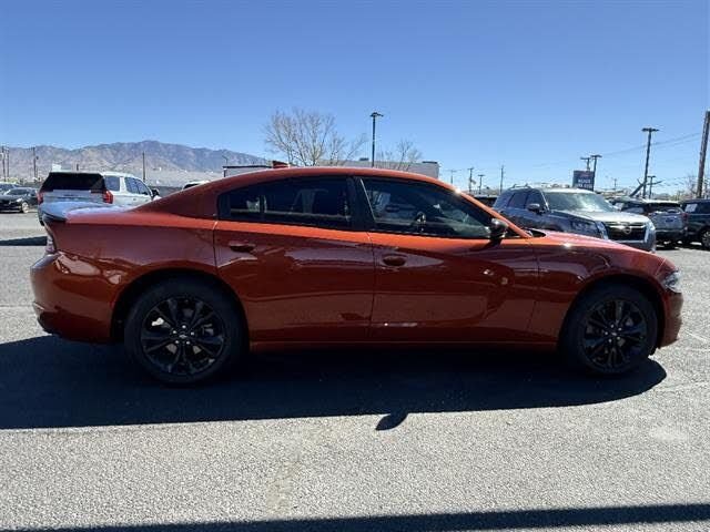 Used 2023  Dodge SXT image 4