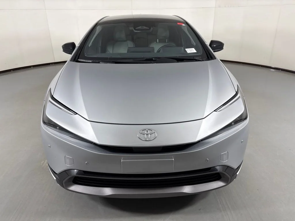 Used 2026 Gray Toyota Limited image 3