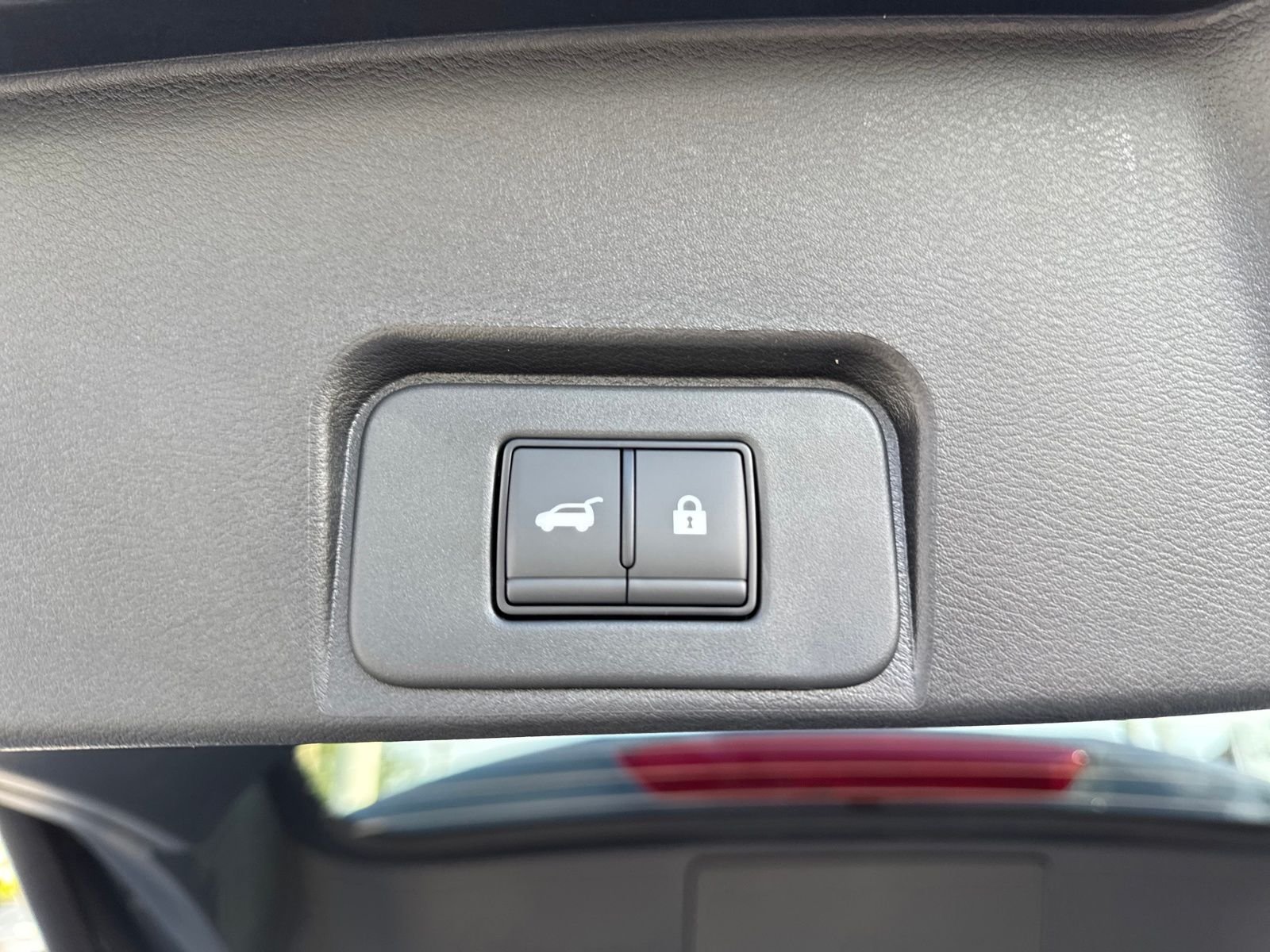 New 2026 Nissan Rogue SV 4D Sport Utility