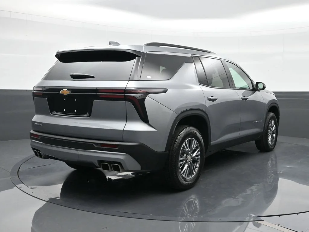 Used 2025 Gray Chevrolet LT image 14