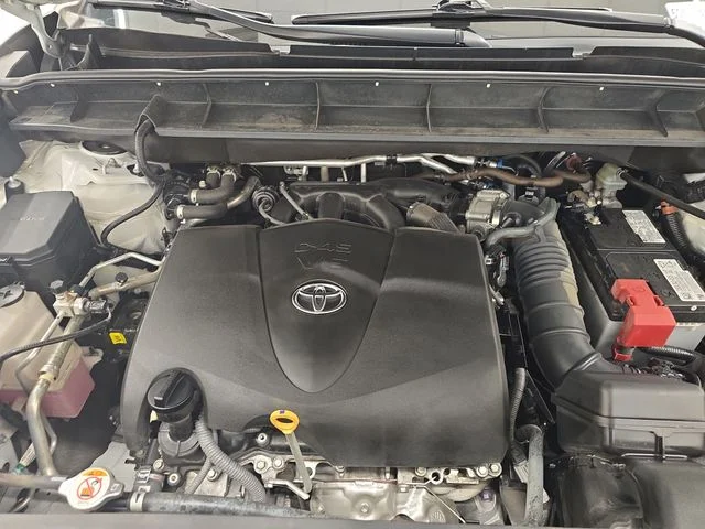 Used 2021 Blizzard Pearl Toyota Limited image 37