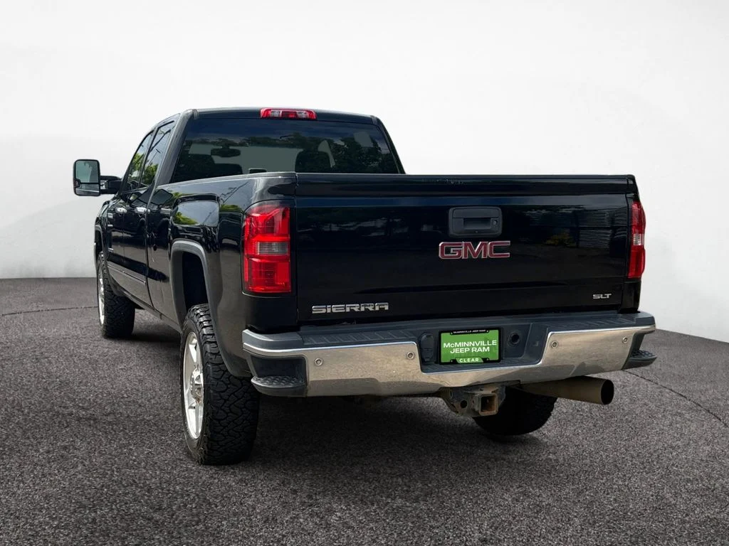 Used 2015 Black GMC SLT image 3