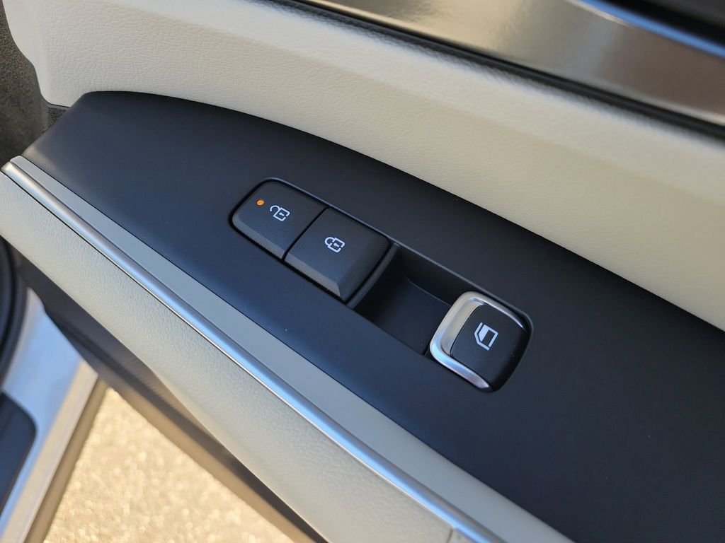 New 2026 White Kia S image 11