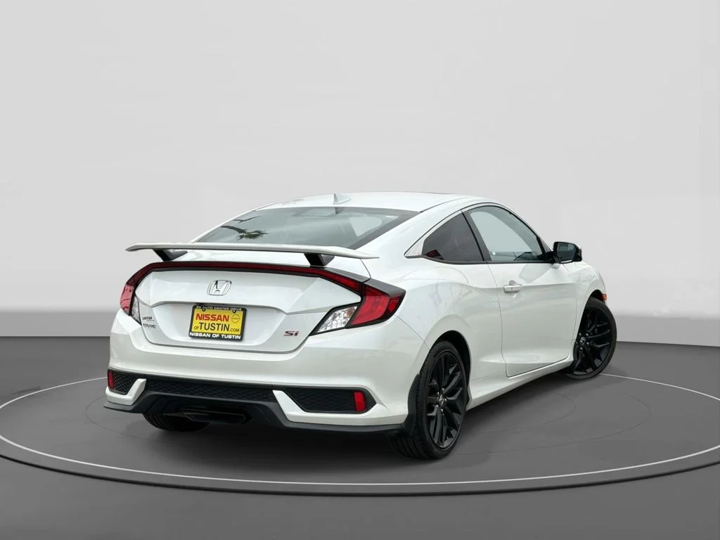 Used 2020 Platinum White Pearl Honda Si image 5