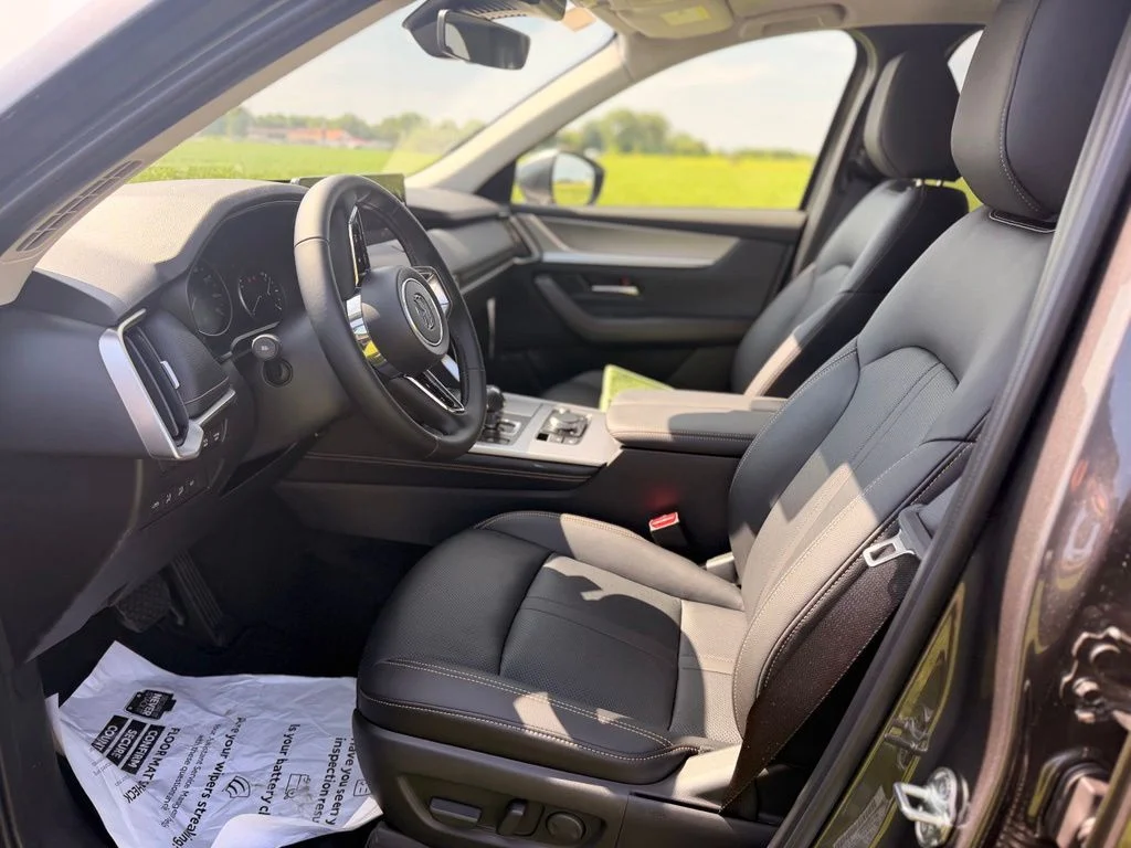 New 2026 Machine Gray Mazda 3.3 Turbo Preferred image 9