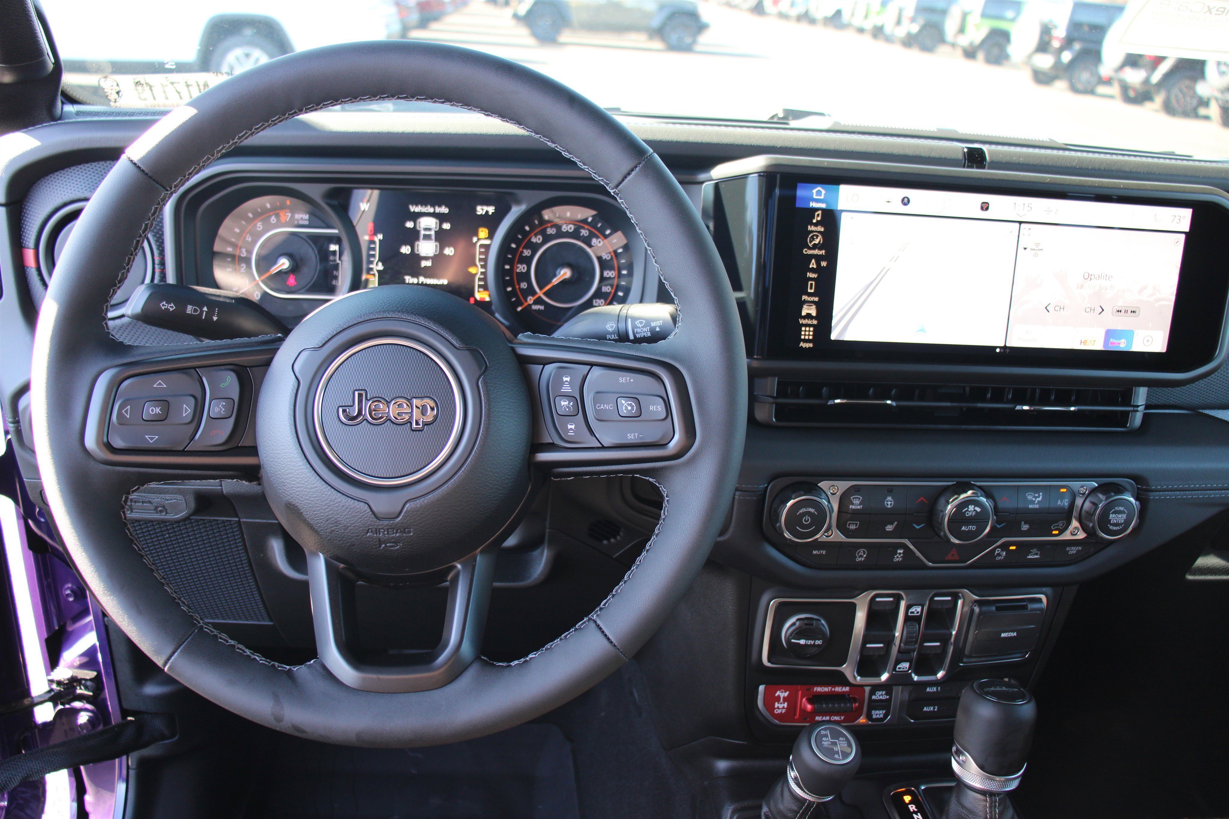 New 2026 Reign Jeep Rubicon X image 8